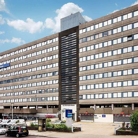 Travelodge London Crystal Palace Екстер'єр фото