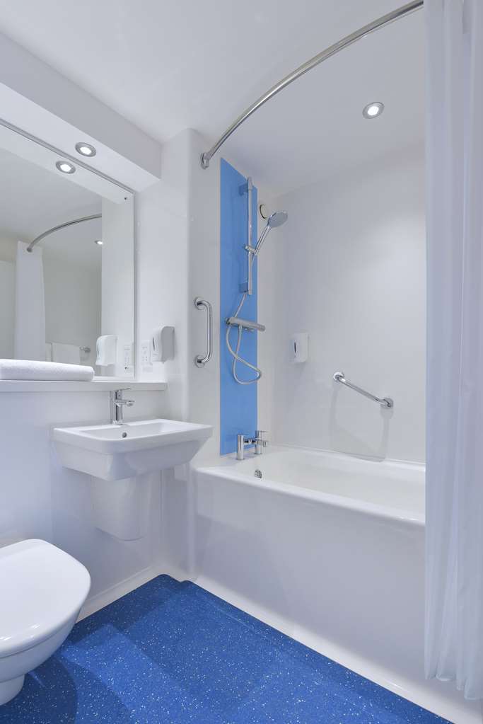 Travelodge London Crystal Palace Номер фото