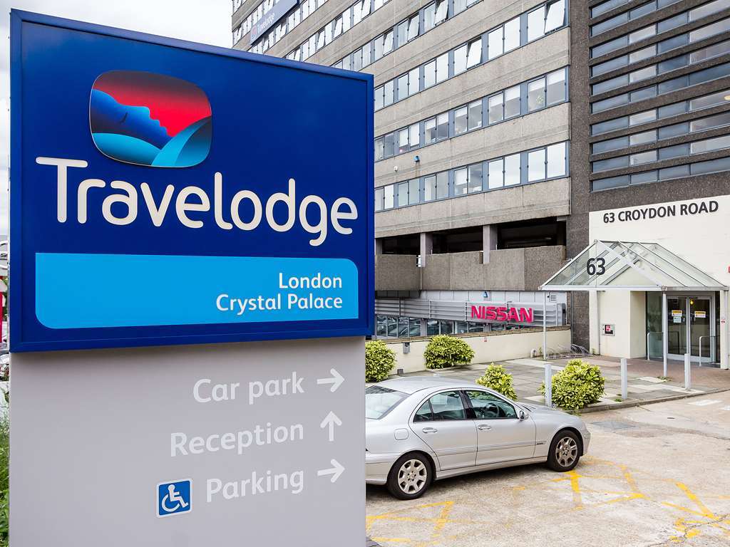 Travelodge London Crystal Palace Екстер'єр фото