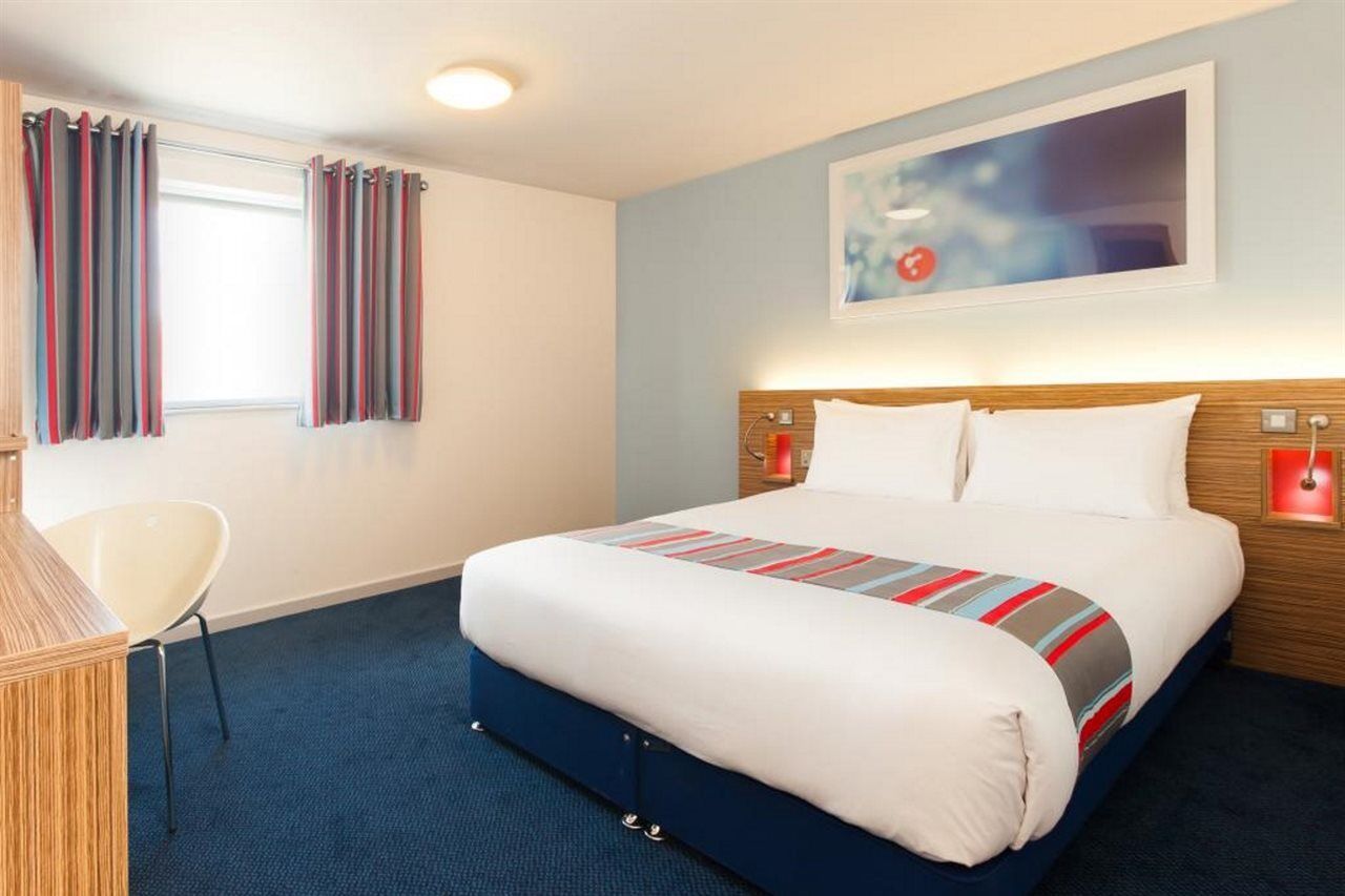 Travelodge London Crystal Palace Екстер'єр фото