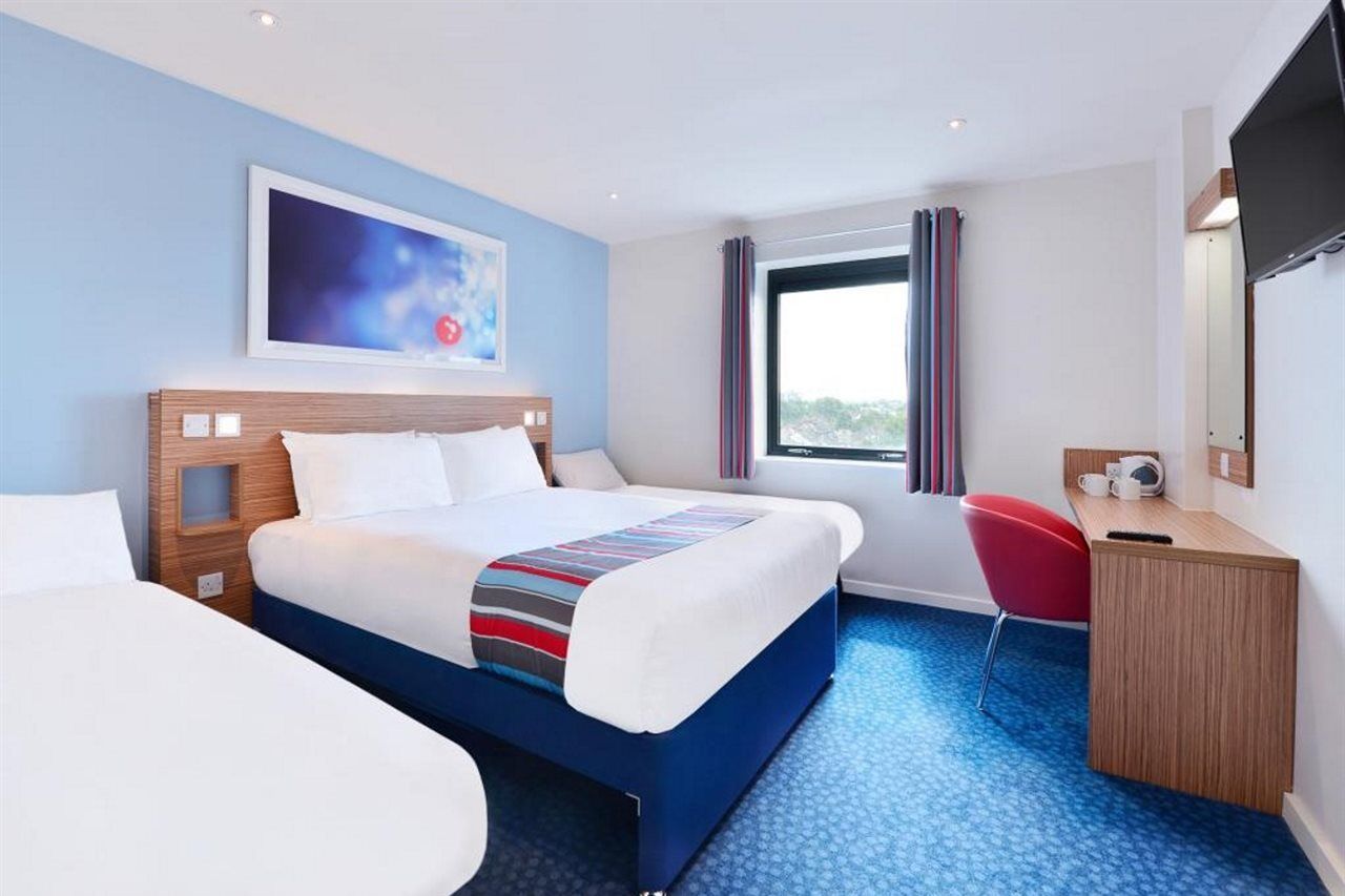Travelodge London Crystal Palace Екстер'єр фото